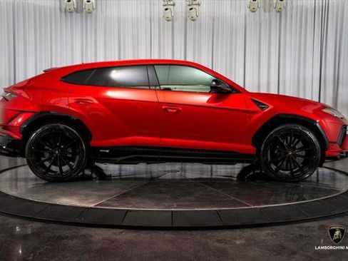 Used 2023 Lamborghini Urus S image 22