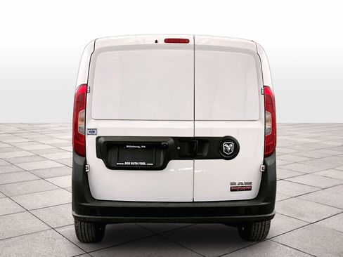 Used 2019 RAM ProMaster City Tradesman image 4