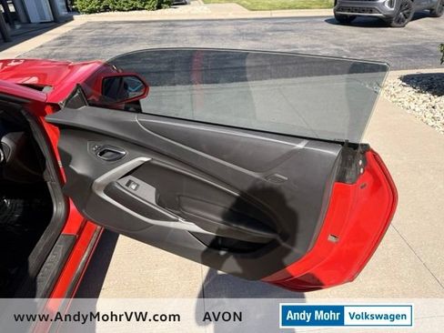 Used 2017 Chevrolet Camaro LT RWD image 15