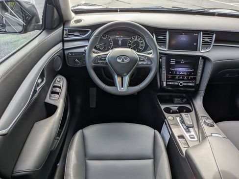 Used 2025 INFINITI QX50 Pure AWD/4WD image 17