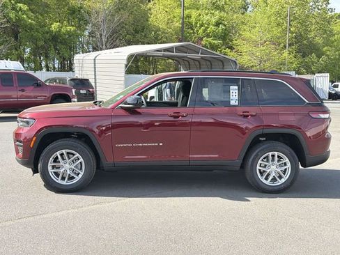 New 2026 Jeep Grand Cherokee Laredo AWD/4WD image 10