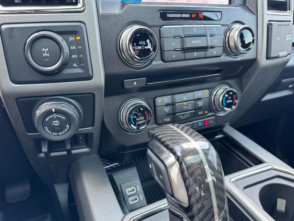 Used 2018 Ford F150 Raptor w/ Equipment Group 802A Luxury AWD/4WD image 20