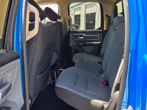 Used 2020 RAM 1500 Big Horn AWD/4WD image 10