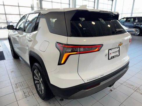 New 2026 Chevrolet Equinox LT AWD/4WD image 40