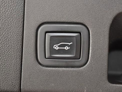 Used 2023 Cadillac XT5 Sportv w/ Technology Package image 15