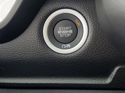 Used 2023 RAM 1500 Laramie image 23