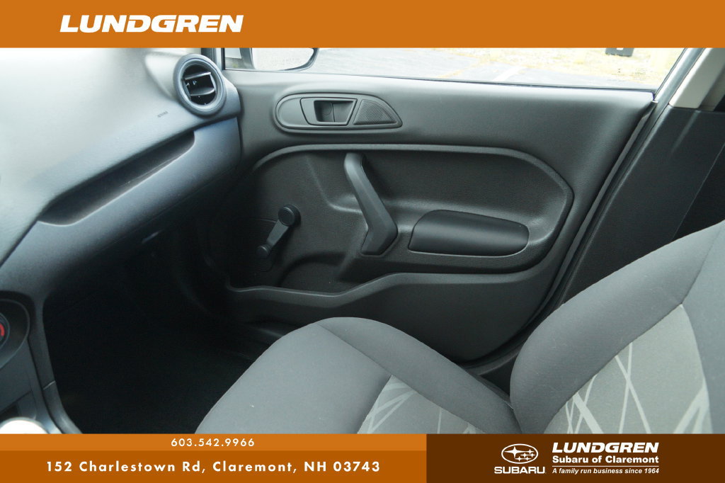 Used 2014 Ford Fiesta S FWD image 22