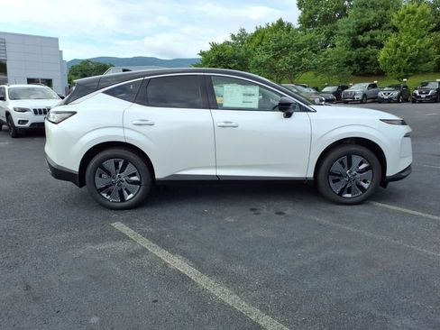 New 2025 Nissan Murano SL image 3