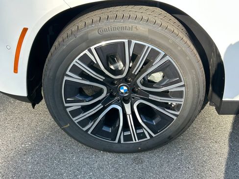 New 2026 BMW X3 xDrive30i w/ Convenience Package AWD/4WD image 9