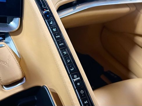 Used 2024 Chevrolet Corvette Z06 RWD image 16