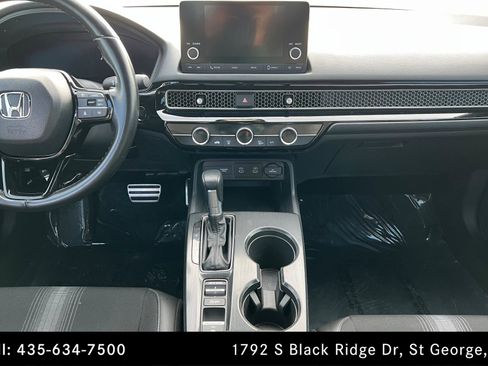 Used 2025 Honda Civic Sport image 13