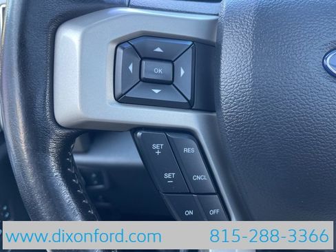 Used 2022 Ford F250 Lariat w/ Black Appearance Package image 15