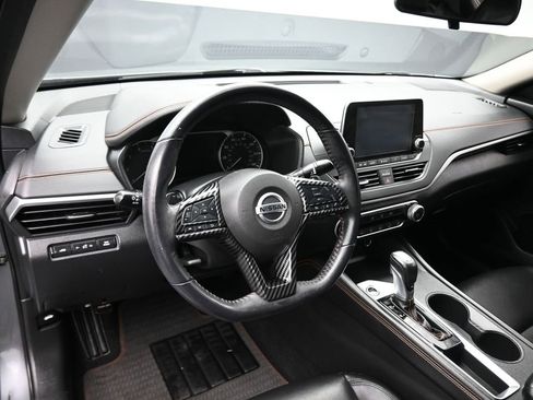 Used 2020 Nissan Altima 2.5 SR image 13