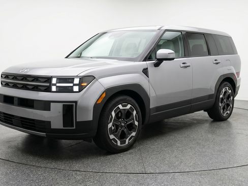 Used 2025 Hyundai Santa Fe SEL AWD/4WD image 3