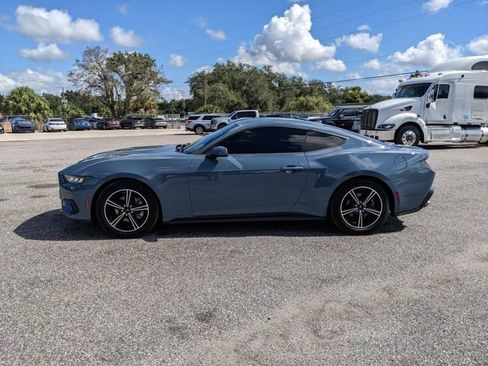 Used 2024 Ford Mustang Coupe RWD image 7