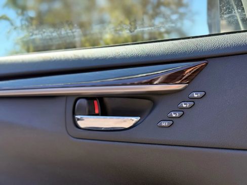 Used 2016 Lexus ES 350 ES 350 Sedan 4D image 50