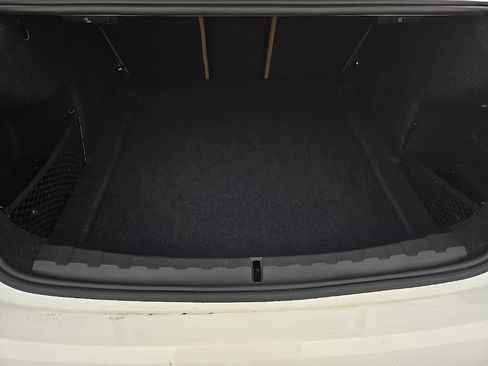 Used 2021 BMW 330i xDrive Sedan w/ Convenience Package image 23