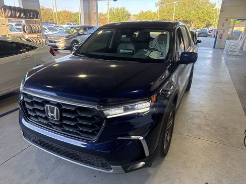 Used 2025 Honda Pilot EX-L image 4