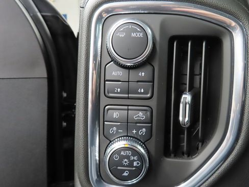 Used 2023 GMC Sierra 2500 Denali w/ Denali Black Diamond Edition image 48