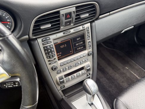 Used 2006 Porsche 911 Carrera RWD image 31