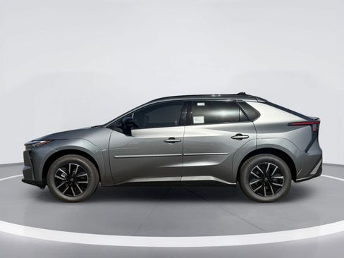 New 2026 Toyota bZ FWD image 3