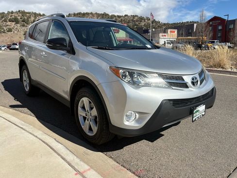 Used 2014 Toyota RAV4 XLE image 11
