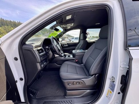 Used 2022 Chevrolet Suburban LS AWD/4WD image 9