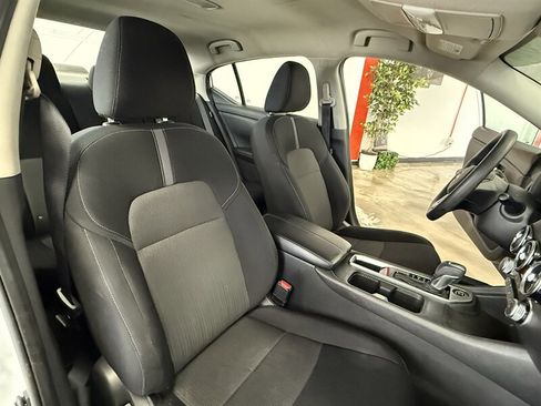 Used 2024 Nissan Sentra SV image 17