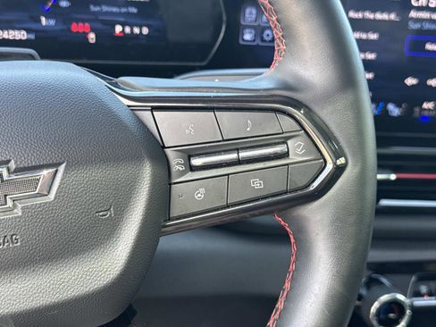 Used 2025 Chevrolet Silverado EV RST image 30