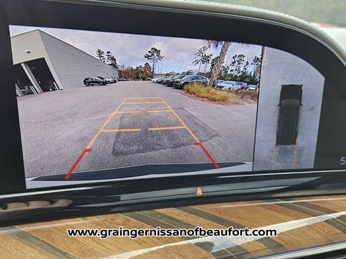 Used 2021 Cadillac Escalade ESV Sport Platinum w/ Heavy-Duty Trailer Package image 9