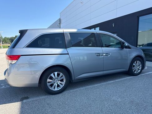 Used 2016 Honda Odyssey EX image 3