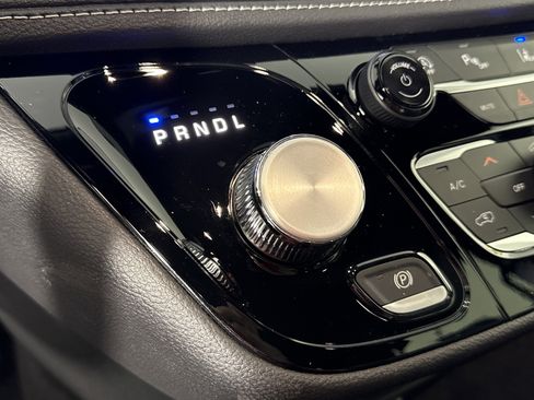 New 2026 Chrysler Pacifica Select w/ S Appearance Package image 26