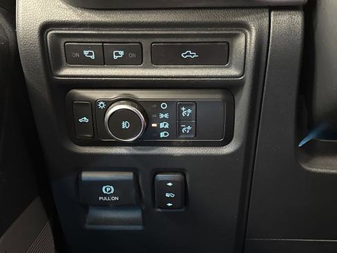 Used 2022 Ford F150 Lariat w/ Equipment Group 502A High image 27