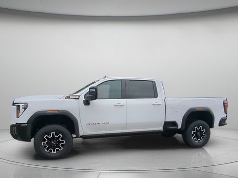 Used 2024 GMC Sierra 2500 AT4X AWD/4WD image 12