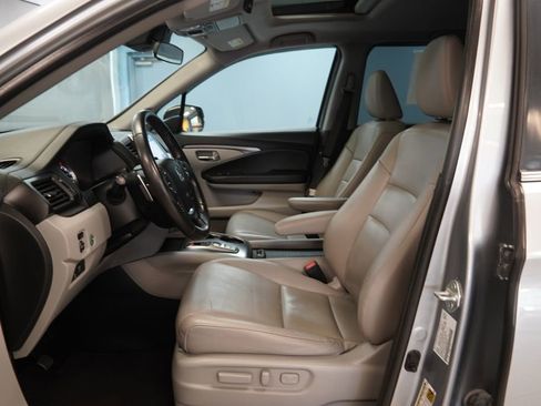 Used 2020 Honda Ridgeline RTL image 6