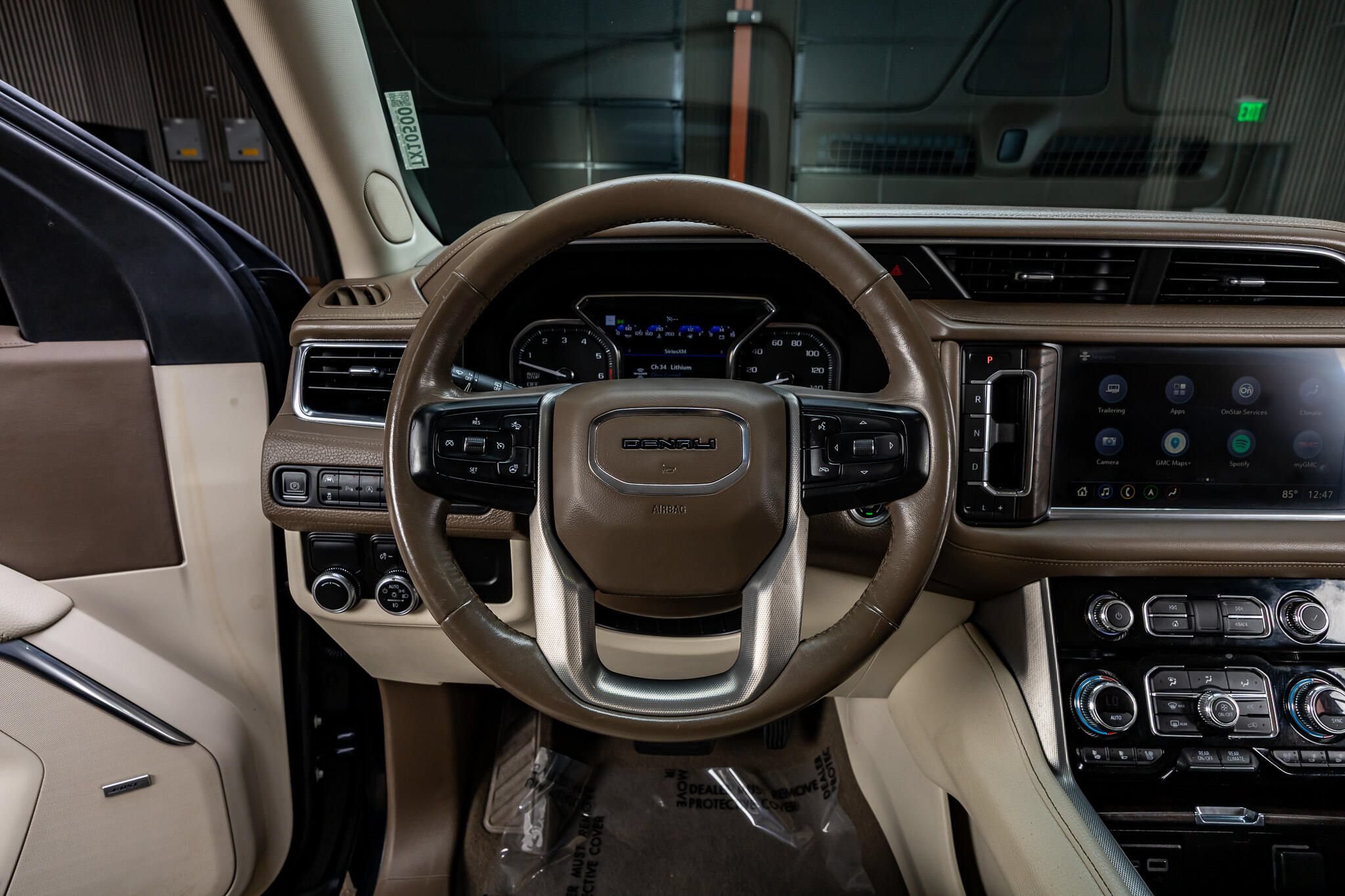 Used 2021 GMC Yukon XL Denali RWD image 15