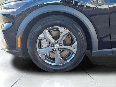 Used 2023 Ford Mustang Mach-E Select image 20