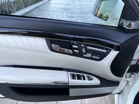 Used 2013 Mercedes-Benz S 550 image 11