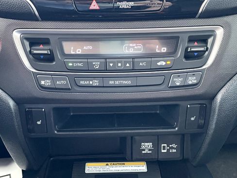 Used 2023 Honda Passport TrailSport image 18