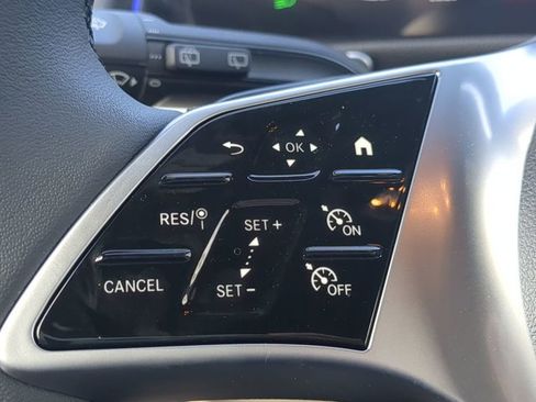 Used 2025 Mercedes-Benz GLB 250 GLB 250 image 22