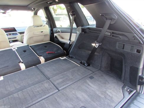 Used 2020 BMW X5 xDrive40i w/ Premium Package image 34