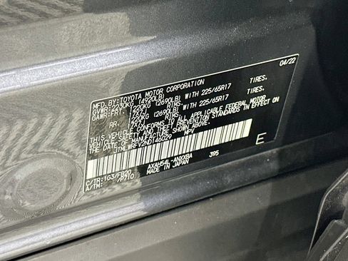 Used 2022 Toyota RAV4 LE AWD/4WD image 32