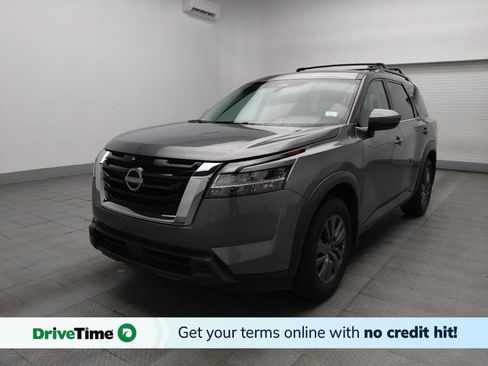 Used 2022 Nissan Pathfinder SV FWD image 1