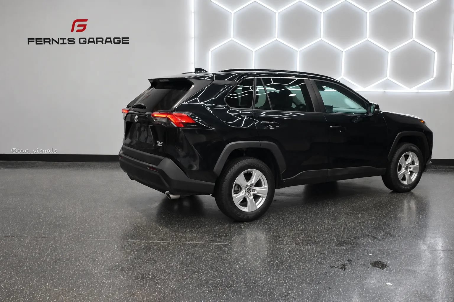 Used 2021 Toyota RAV4 XLE AWD/4WD image 18