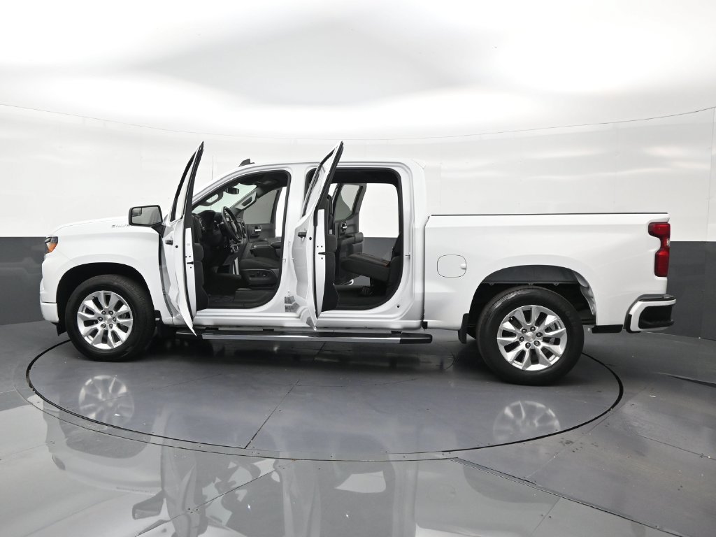 Used 2024 Chevrolet Silverado 1500 Custom RWD image 29