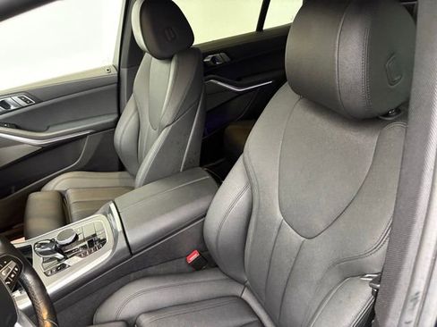 Used 2021 BMW X5 xDrive40i w/ Premium Package image 10
