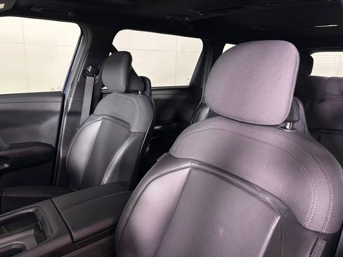 New 2027 Kia Telluride S image 20