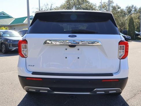 Used 2020 Ford Explorer XLT w/ Equipment Group 202A image 6