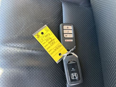 Used 2016 Honda CR-V Touring image 38