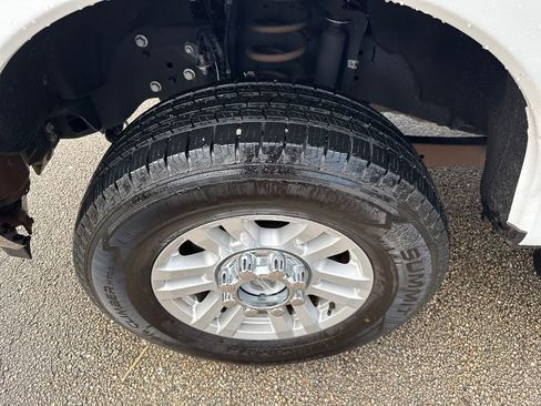 Used 2019 Ford F250 XL w/ STX Appearance Package image 11